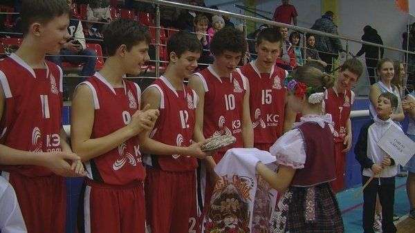 Баскетбольная команда школы №1 Бердска