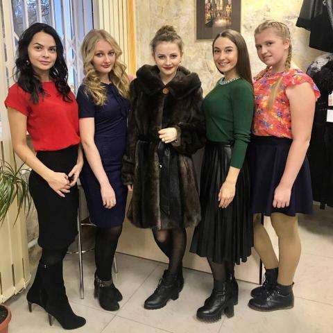 Норковую шубу выиграла бердчанка в конкурсе «Модель из нашего двора» Норковую шубу выиграла бердчанка в конкурсе «Модель из нашего двора»