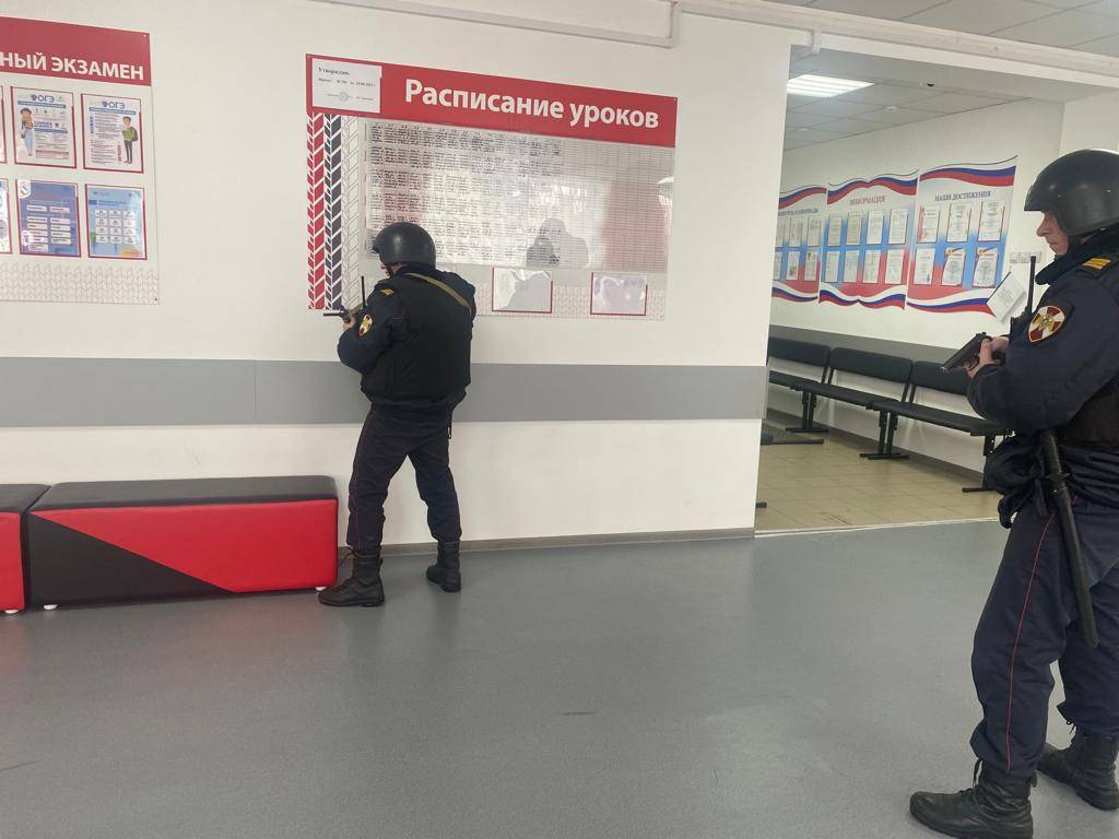 Пресечение теракта: крупные учения ФСБ пройдут в школе Краснообска