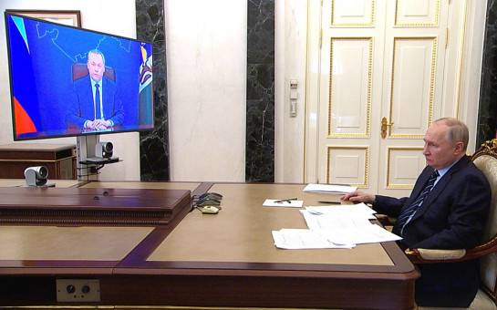 Путин поддержал решение Травникова выдвинуться на второй срок