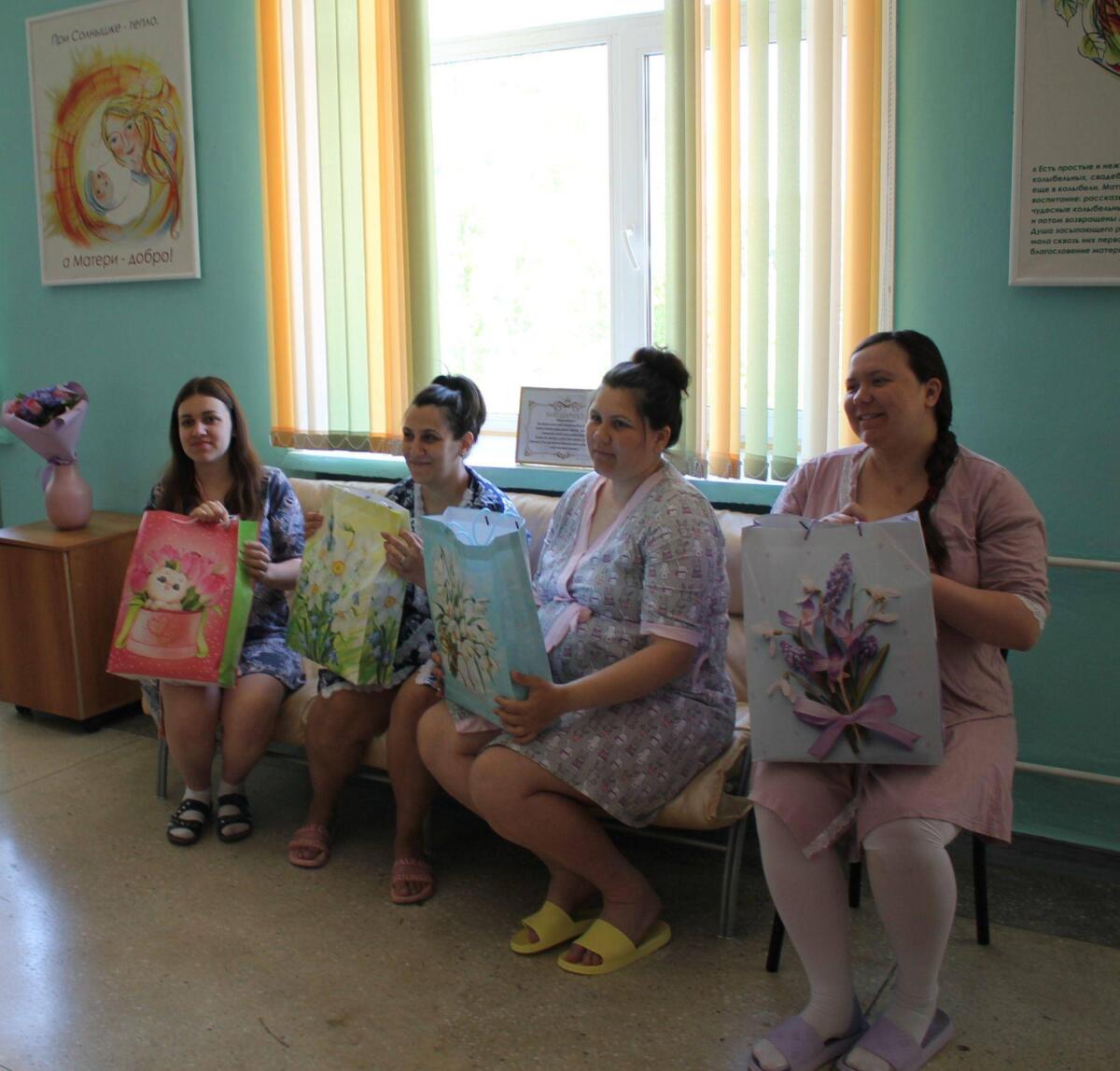 Девочка и четыре мальчика родились в Бердске 1 июня