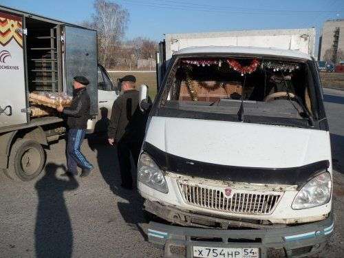 Хлебовозка попала в дтп