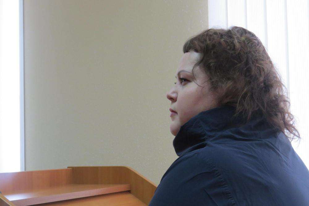 Суд продлил домашний арест обвиняемой в хищениях сотруднице УФиНП Бердска