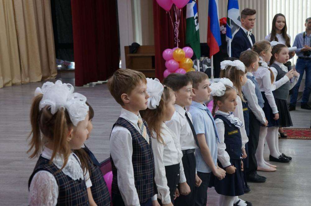 Готовы встретить 12 тыс. учеников школы Бердска 