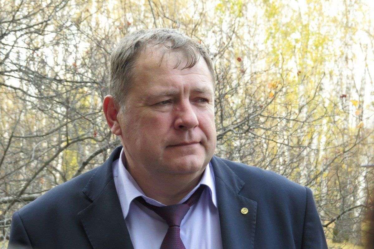 Замгубернатора Сергей Сёмка контролировал ликвидацию коммунальной аварии в Бердске