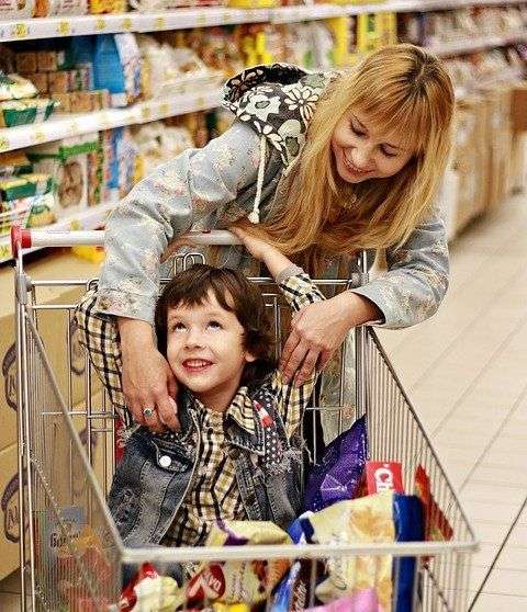 Врачи Бердска: Не водите детей в большие магазины перед праздниками!