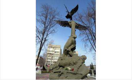 Мемориал воинскому братству защитников Отечества в Бердске