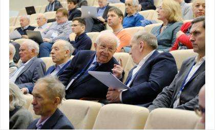 Ученые со всей страны обсудили создание синхротрона в Новосибирской области