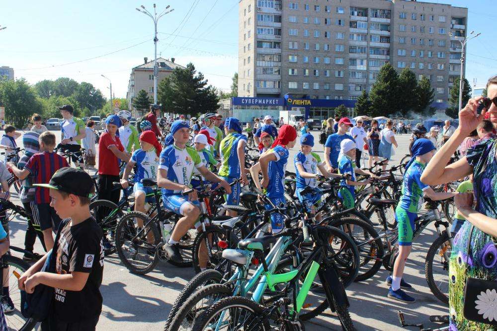 650 человек фото. 650 человек фото. 650 человек. П. 650 человек фото.