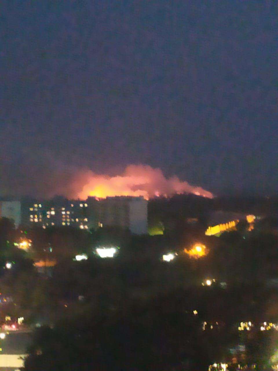 Фото и видео пожара на Хилокской свалке Новосибирска прислали очевидцы |  06.08.2020 | Бердск - БезФормата