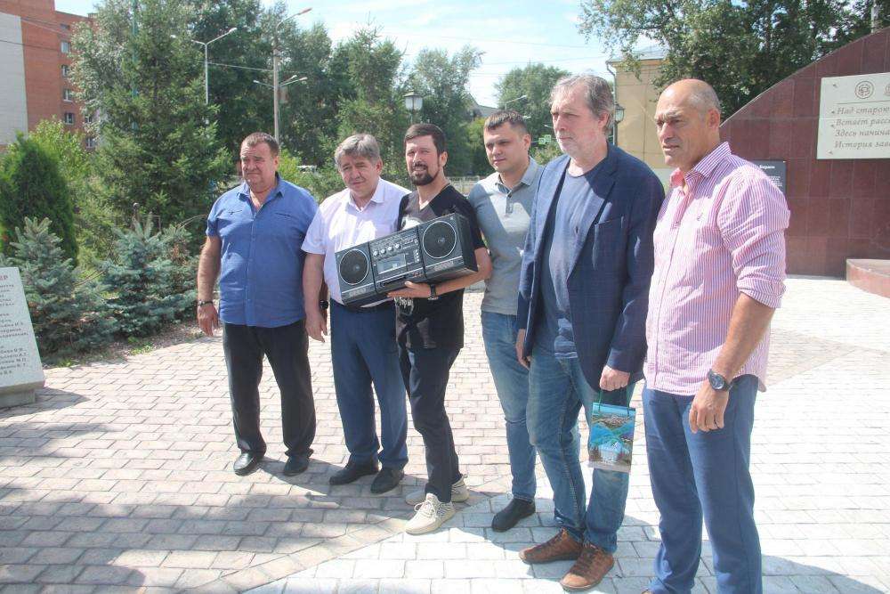 Сын легендарного Владимира Высоцкого - Никита Высоцкий - осмотрел ...