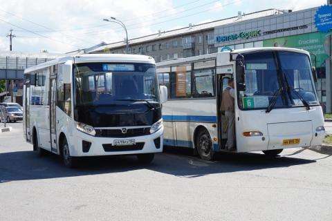 Автобусы до кладбища пустят в Бердске накануне праздника Троицы 