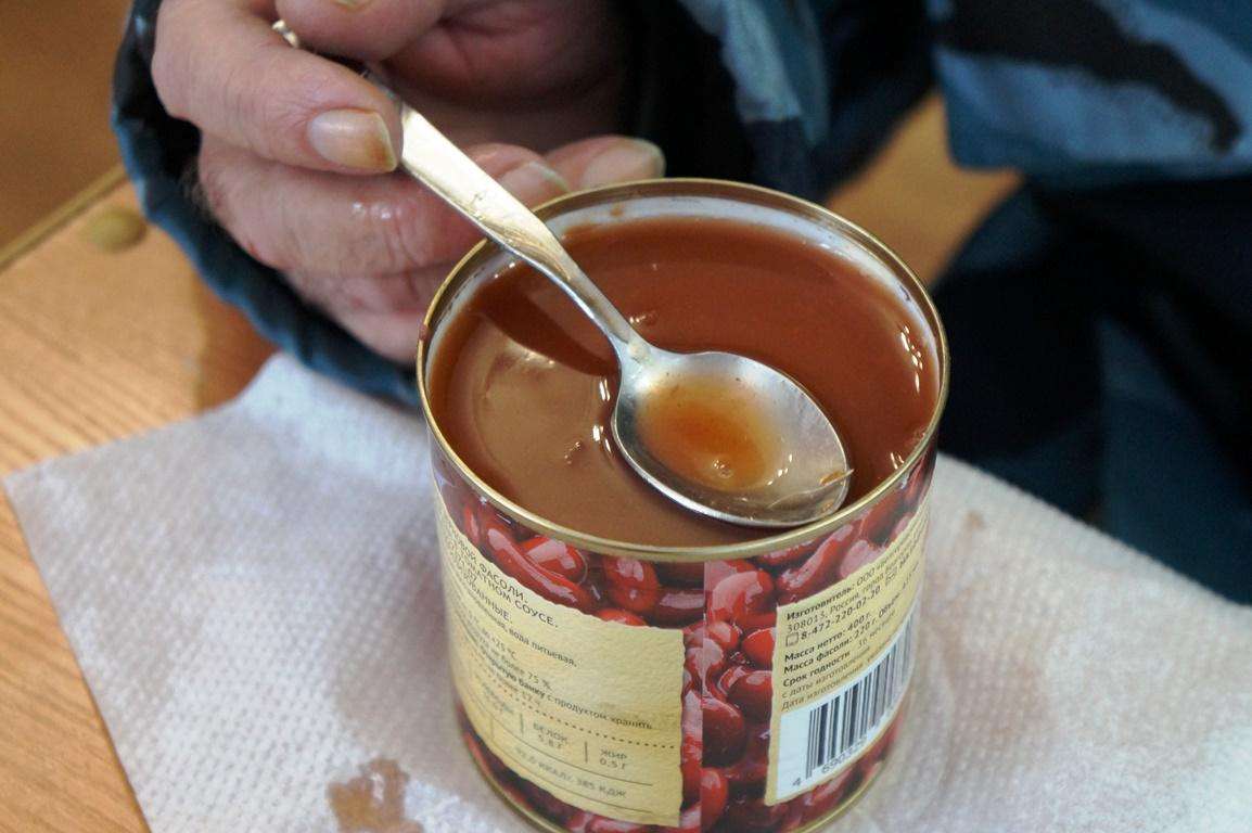 Консервированную фасоль с червями приобрел житель Бердска в магазине «Ярче»
