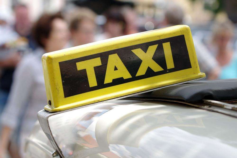 Из 600 таксистов новосибирская ГИБДД оштрафовала 224-х за нарушения