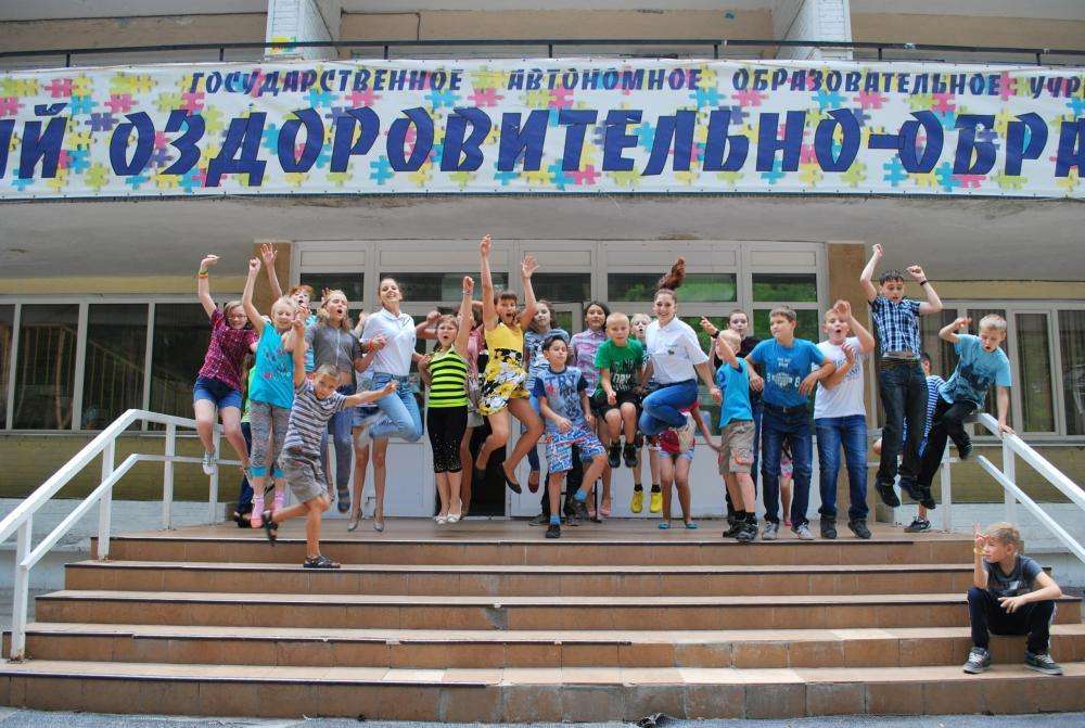 Стало известно, откроются ли в августе детские лагеря в Новосибирской области 