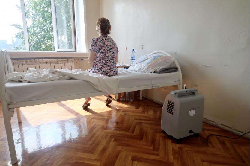 51 человек лежат в коронавирусном госпитале в Бердске. Есть тяжёлые пациенты