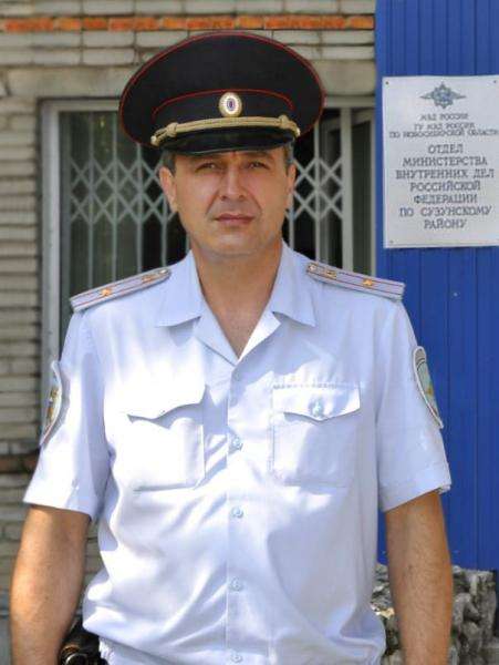 Лучшим участковым Новосибирской области стал полицейский из Сузуна Александр Раушкин