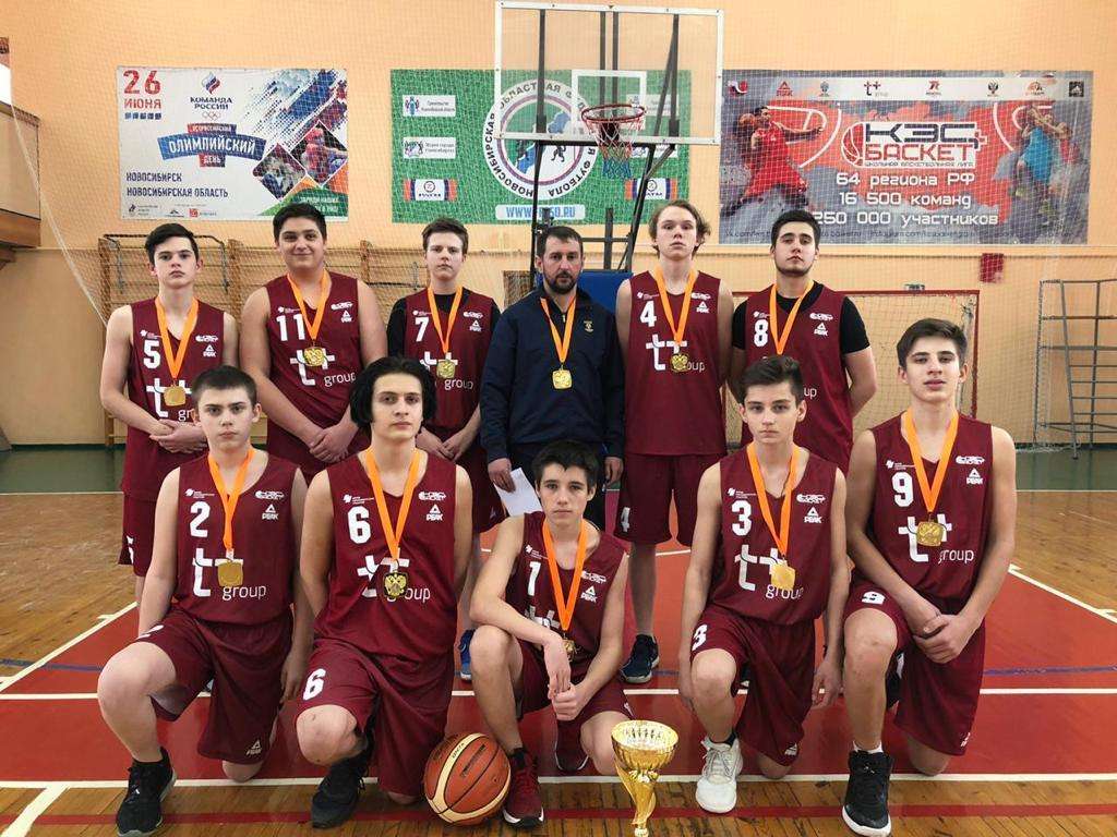 Вырвали «золото» из рук фаворитов турнира бердские баскетболисты в Чулыме