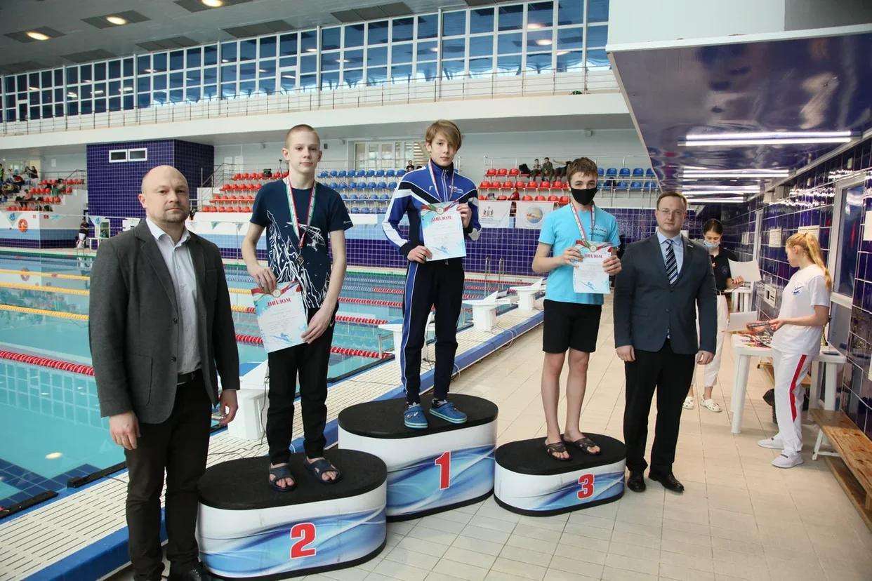 Победителями и призёрами регионального Первенства по плаванию стали бердские юные пловцы