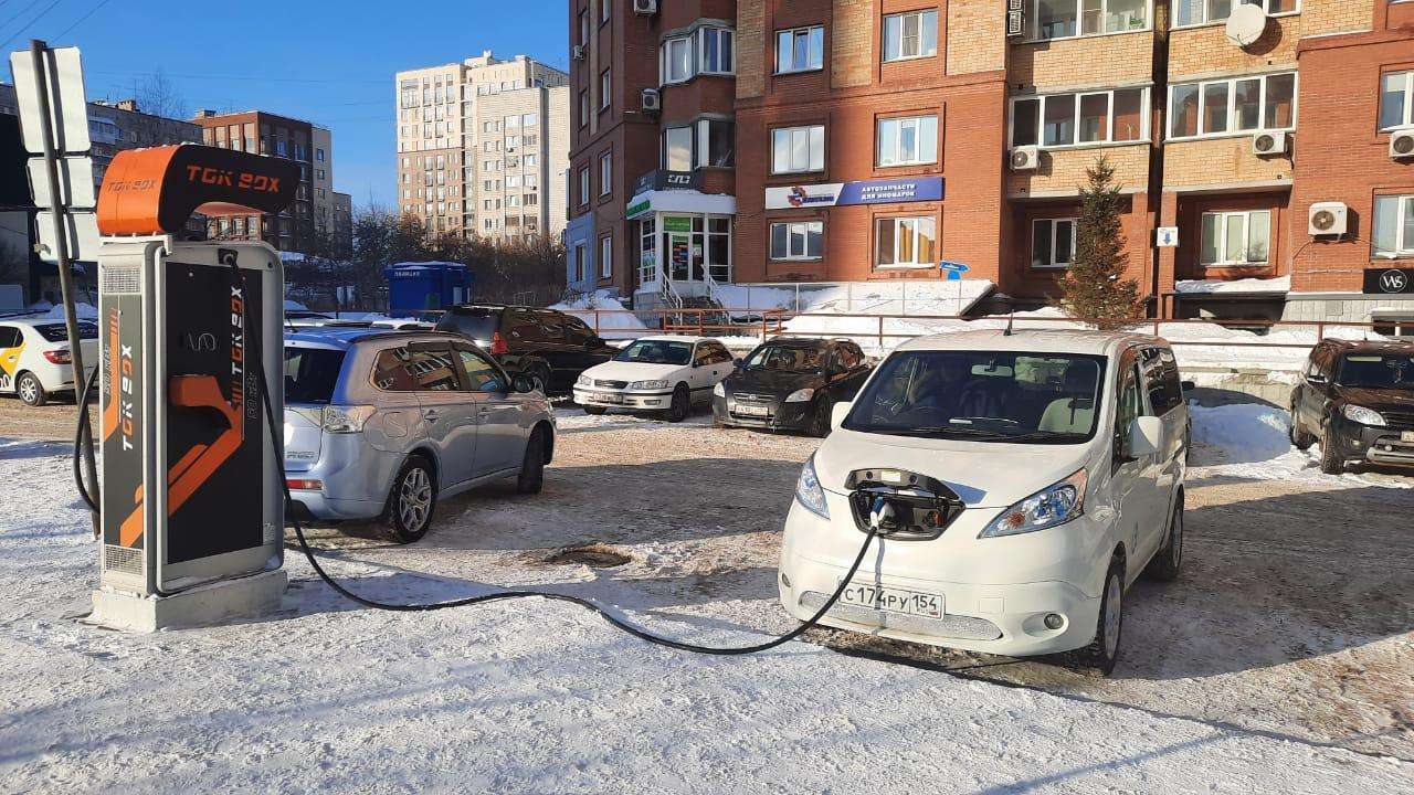 Станции зарядки электромобилей есть в Новосибирске, Бердске, Искитиме – всего 28 штук