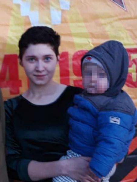 17-летняя девушка с годовалым ребёнком исчезла в Новосибирской области