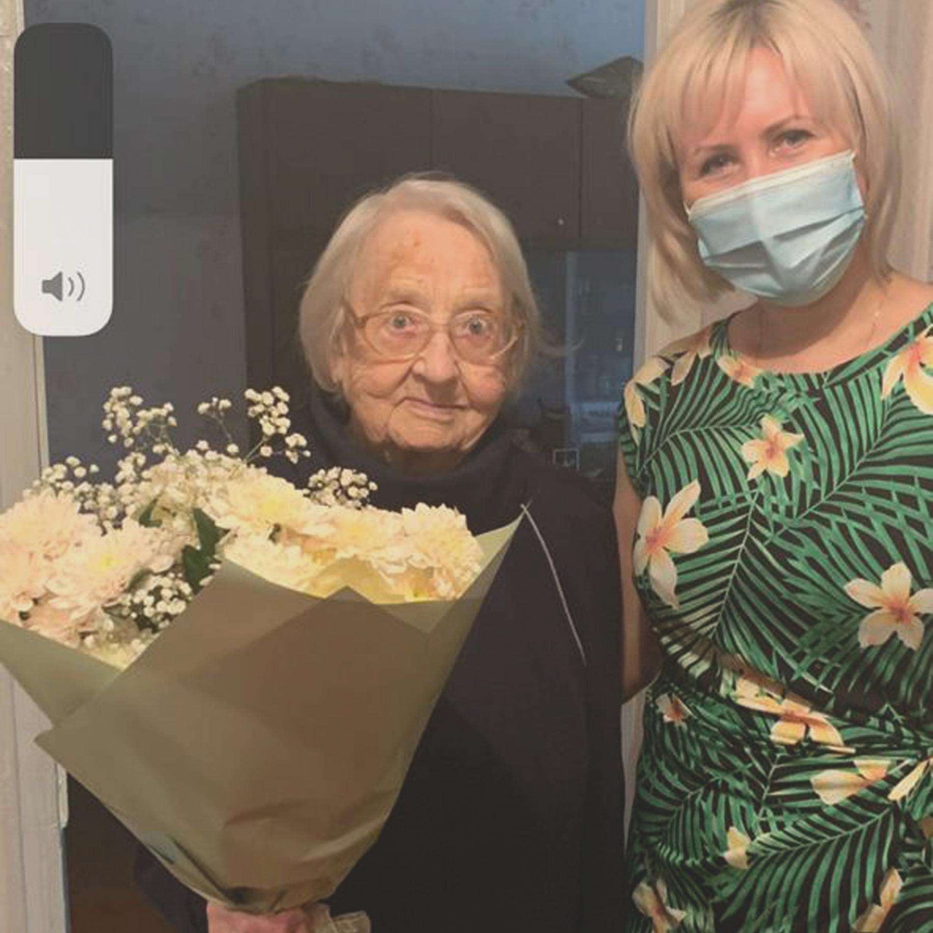 День рождения отметила одна из старейших педиатров Бердска