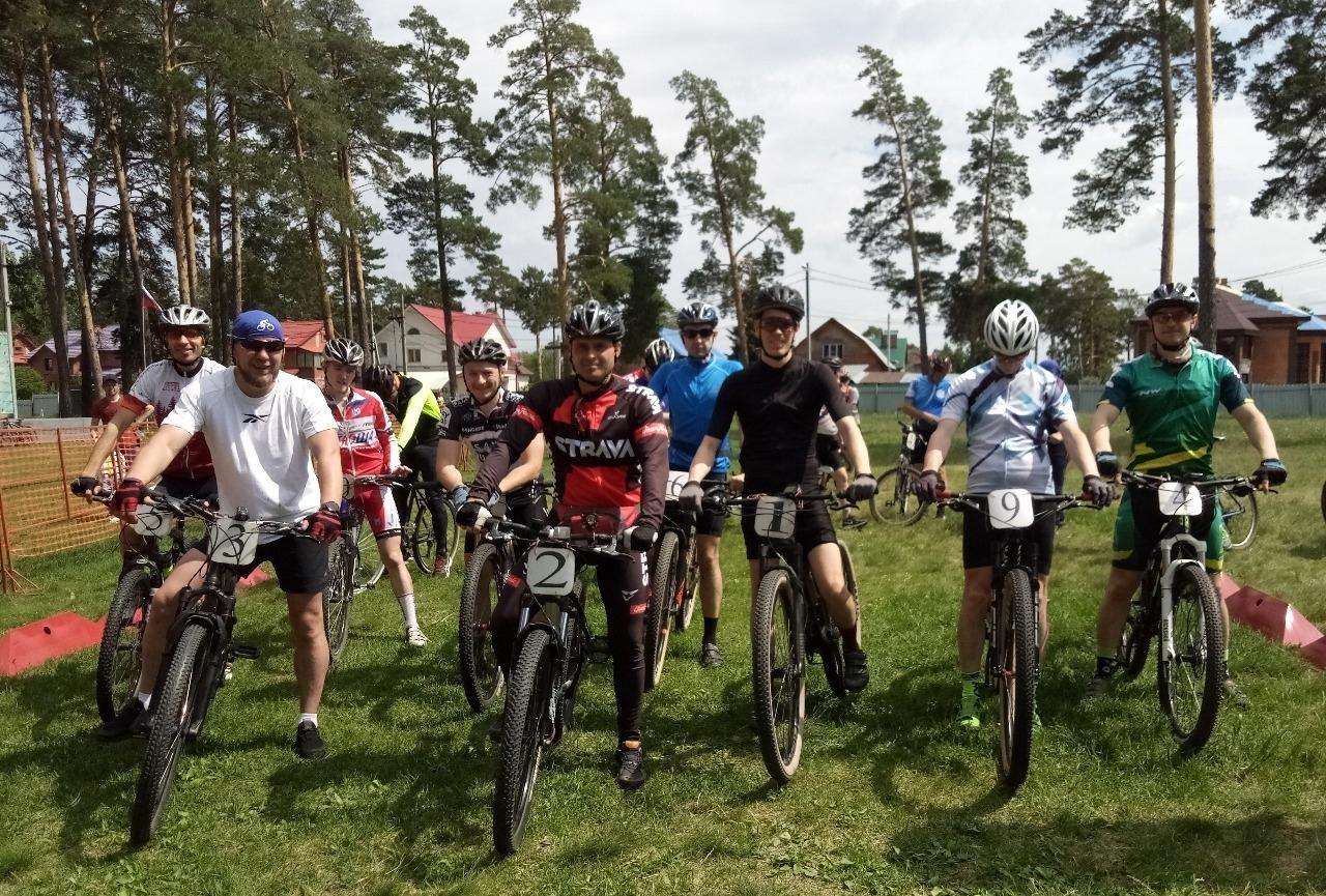 Массовым заездом отметили Всемирный день велосипедиста в Бердске