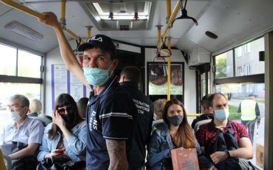30 человек высадили из общественного транспорта из-за несоблюдения масочного режима в Новосибирске