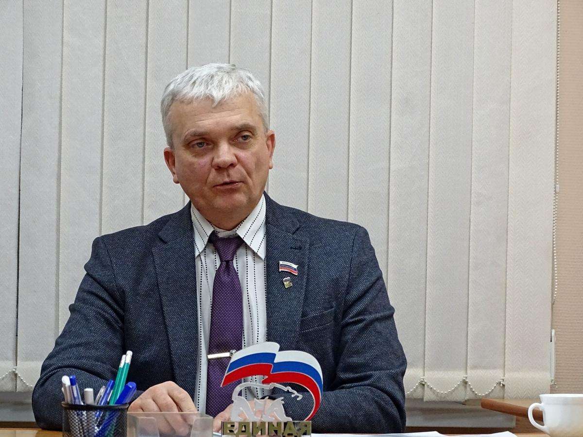 Единоросс Владимир Голубев вновь избран спикером Совета депутатов Бердска 