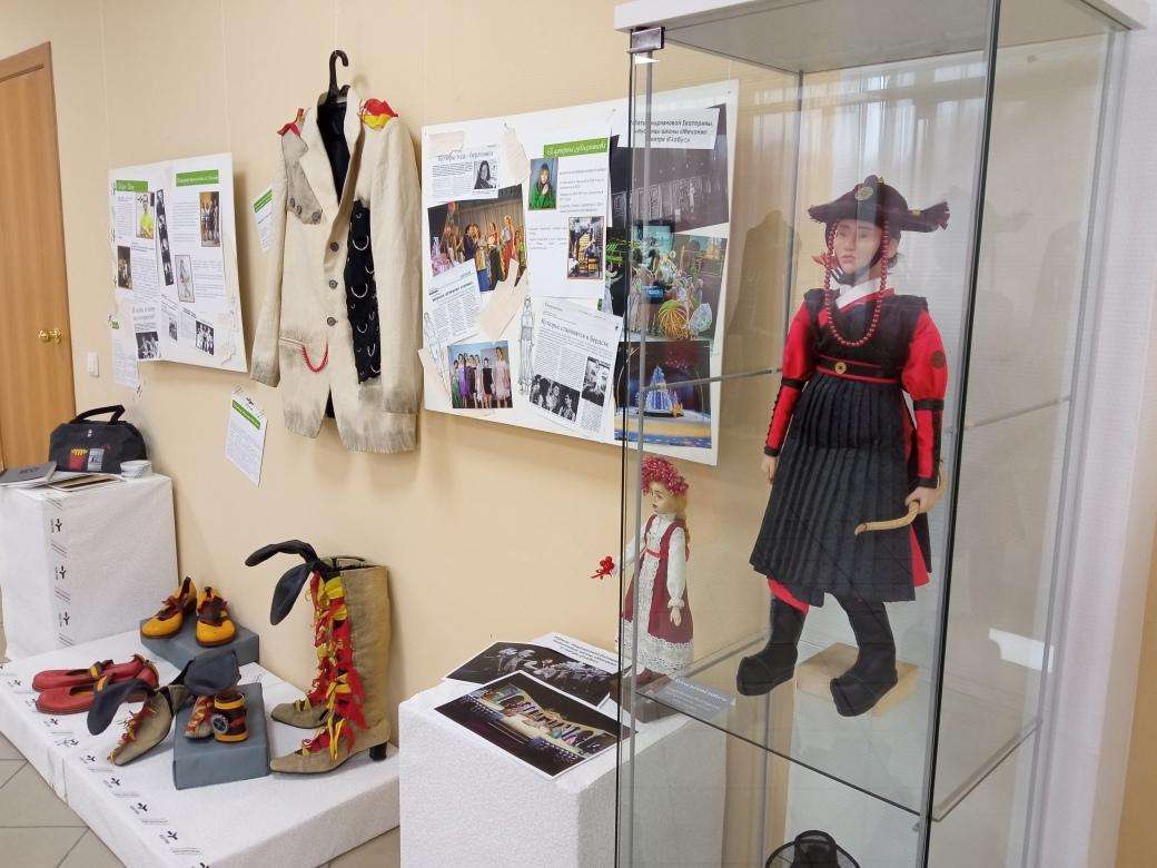 В музее Бердска открылась выставка школы дизайна "Меланж"