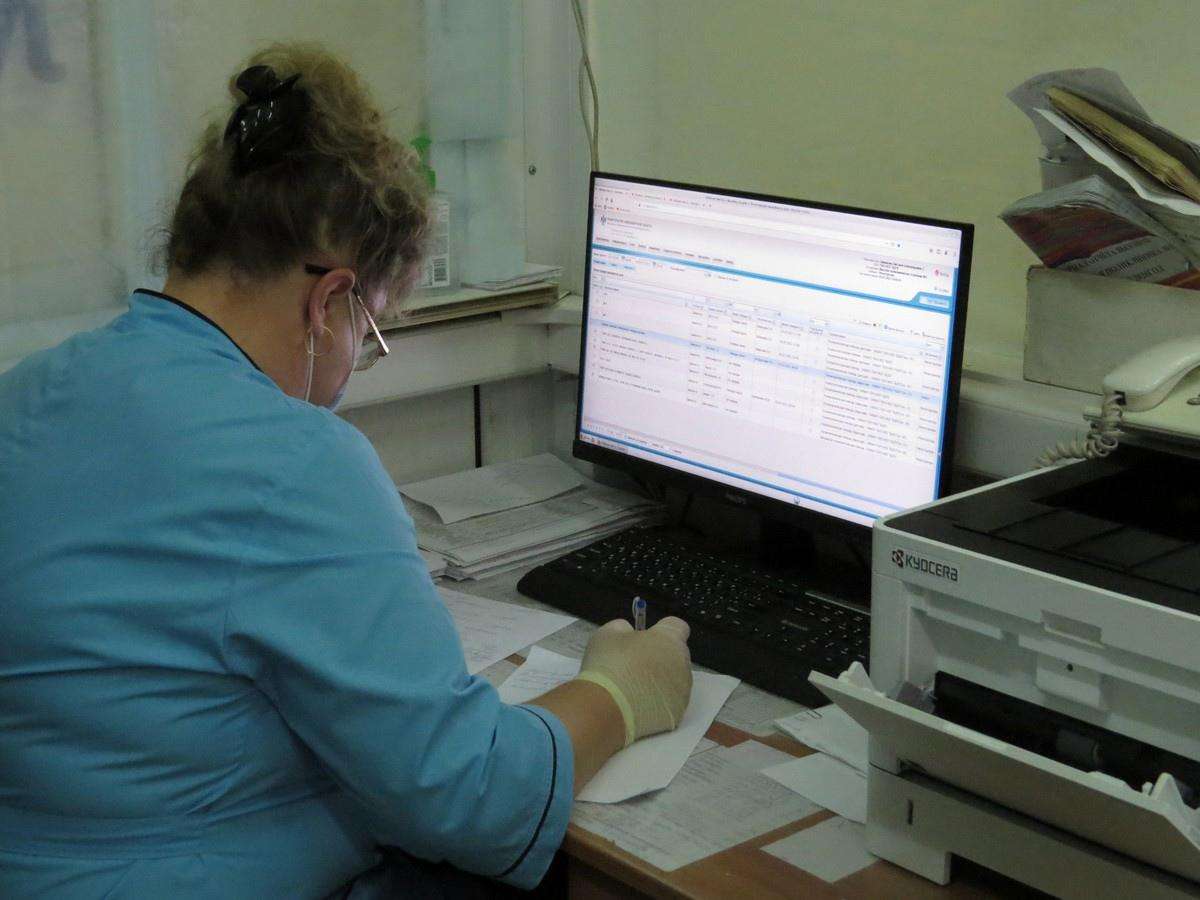 Из-за аварии на сетях Ростелекома не работают телефоны в ЦГБ Бердска