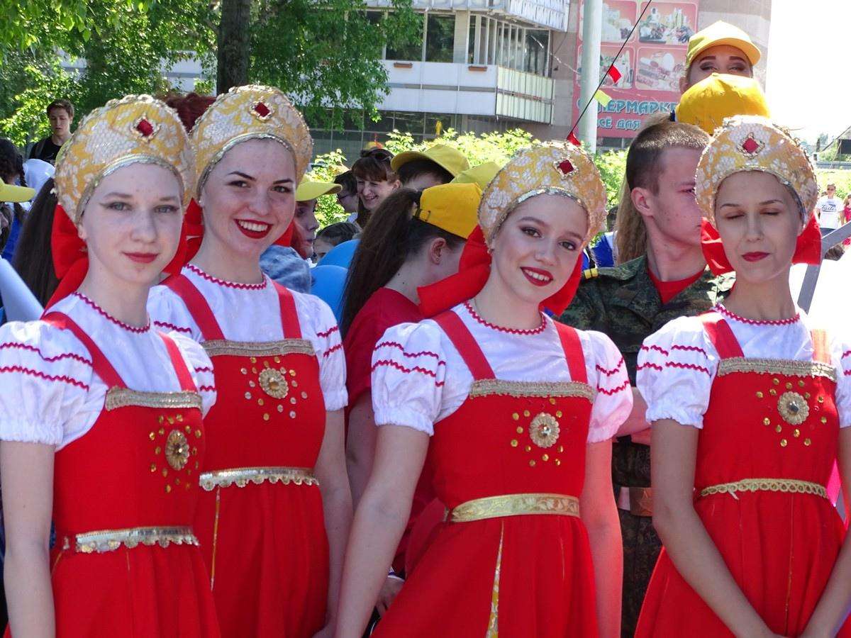 Поздравительный концерт ко Дню народного единства в Бердске можно посмотреть онлайн