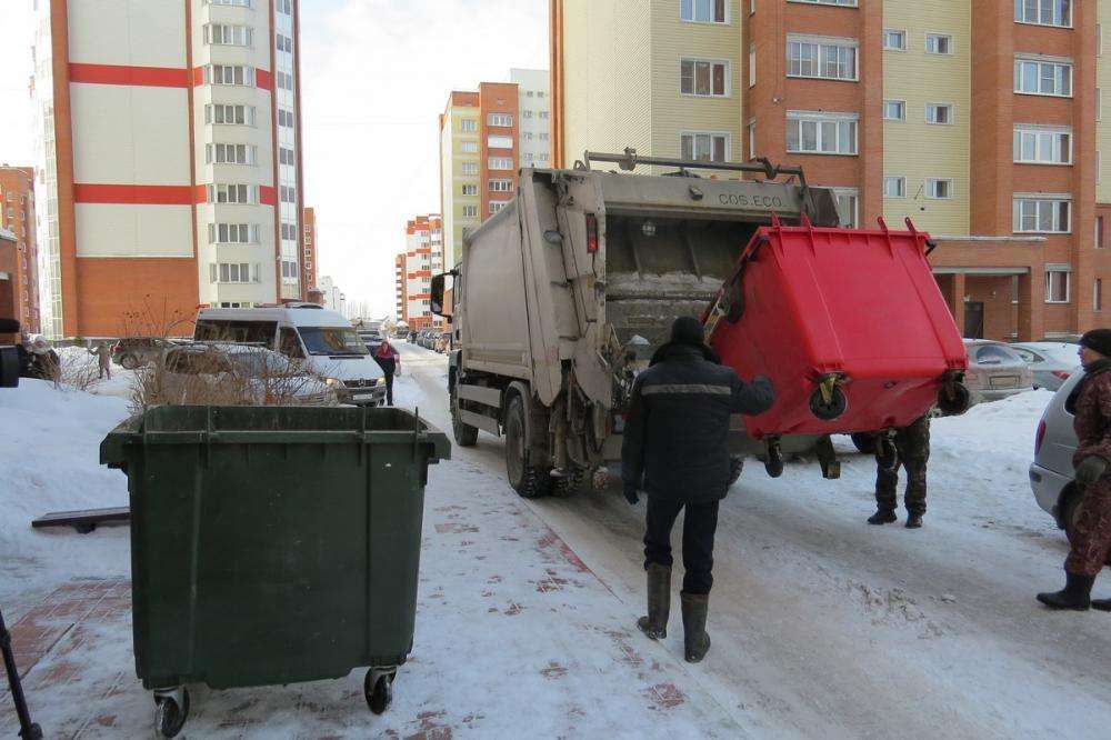Вывозить мусор по обычному графику в новогодние праздники будут в Бердске