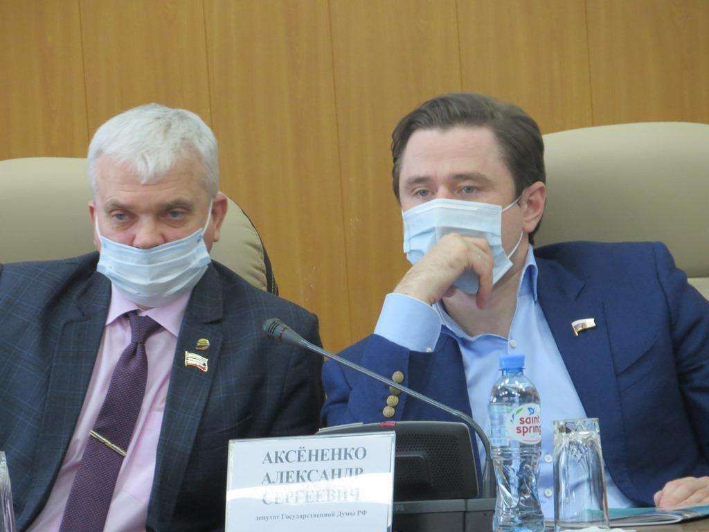 Реализацию нацпроектов в Бердске обсудили с депутатом Госдумы 