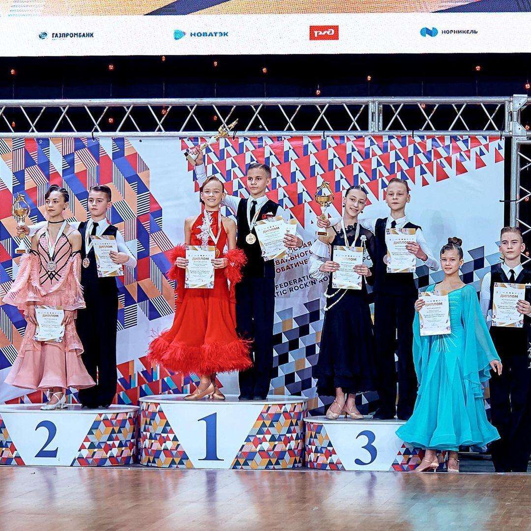 Танцовщики Бердска стали призёрами чемпионата и первенства СФО по танцевальному спорту 