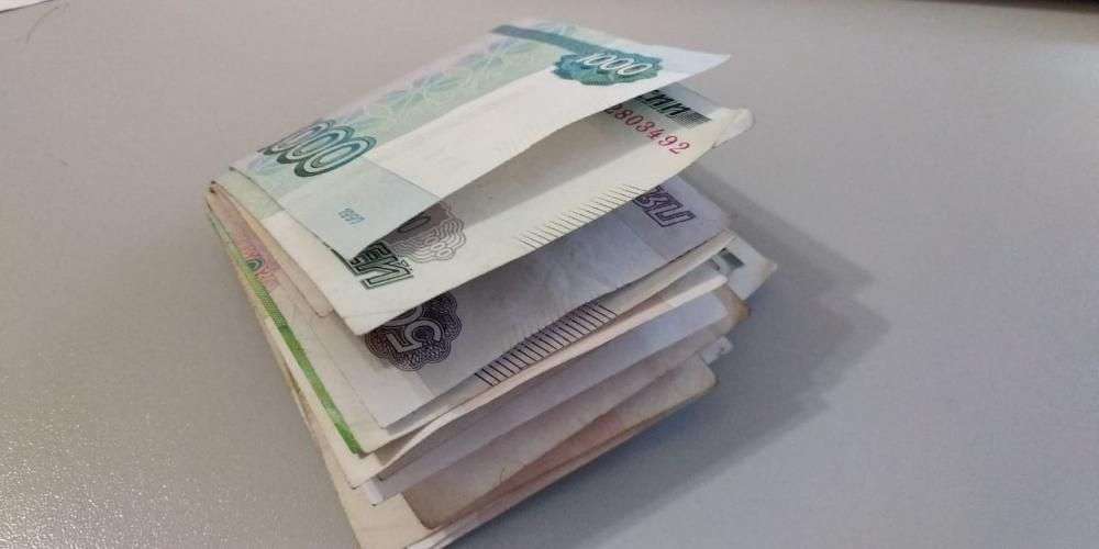 Новосибирец погасил порядка полумиллиона рублей алиментов, чтобы улететь в отпуск в Турцию