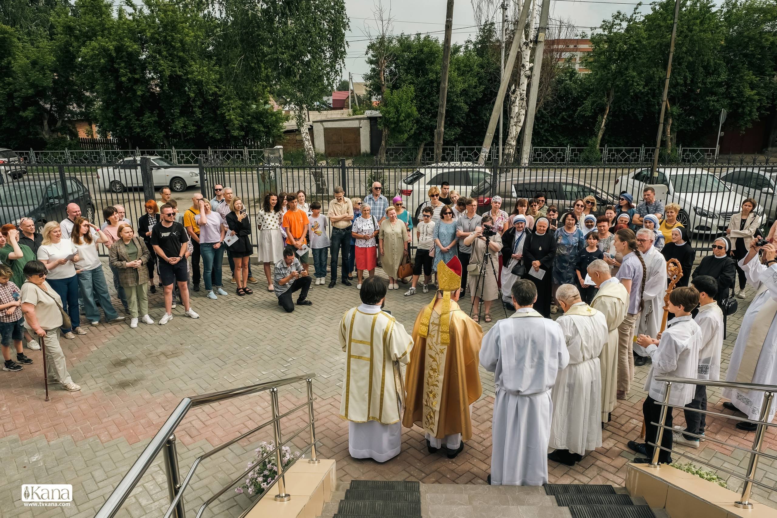 Католический храм святого Иосифа освятили в Бердске