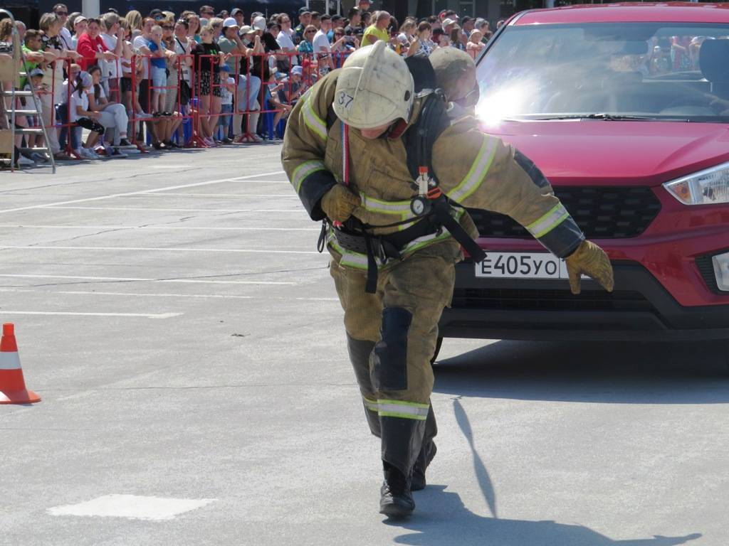 Пожарный кроссфит – соревнования сильных. Снова в Бердске