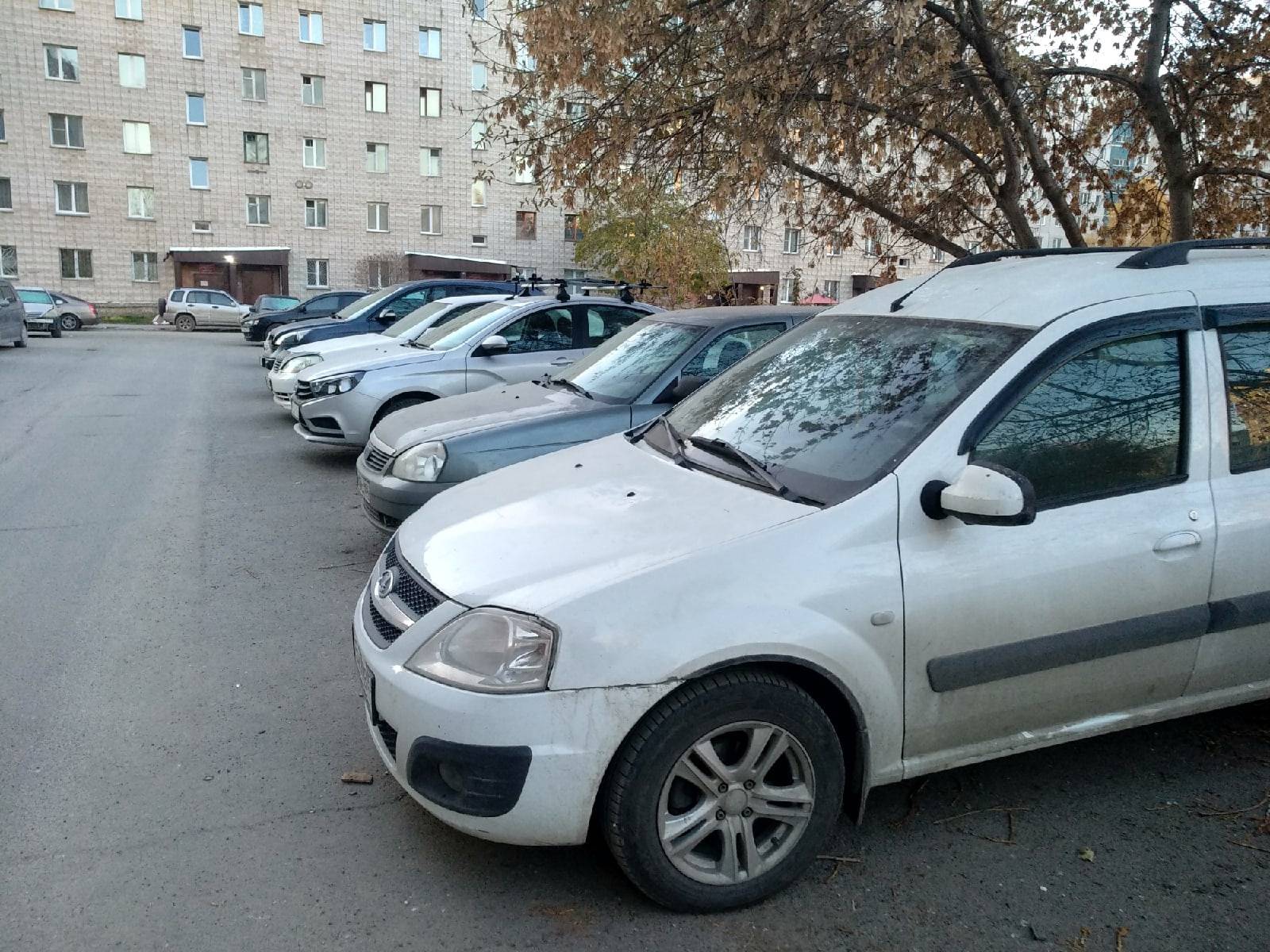 Парк легковых автомобилей стареет в России