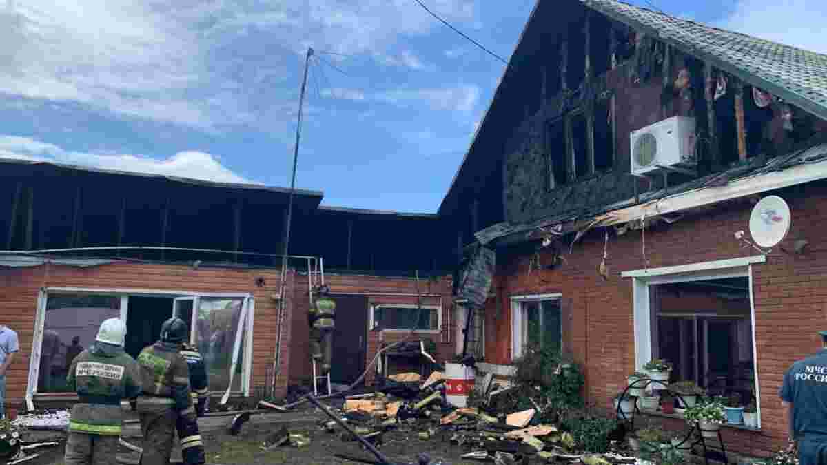 Подробности: Чудом не пострадала спасенная из пожара 12-летняя девочка в Бердске