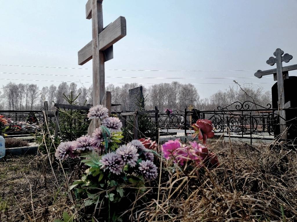 Новосибирец вывез знакомого на кладбище и убил
