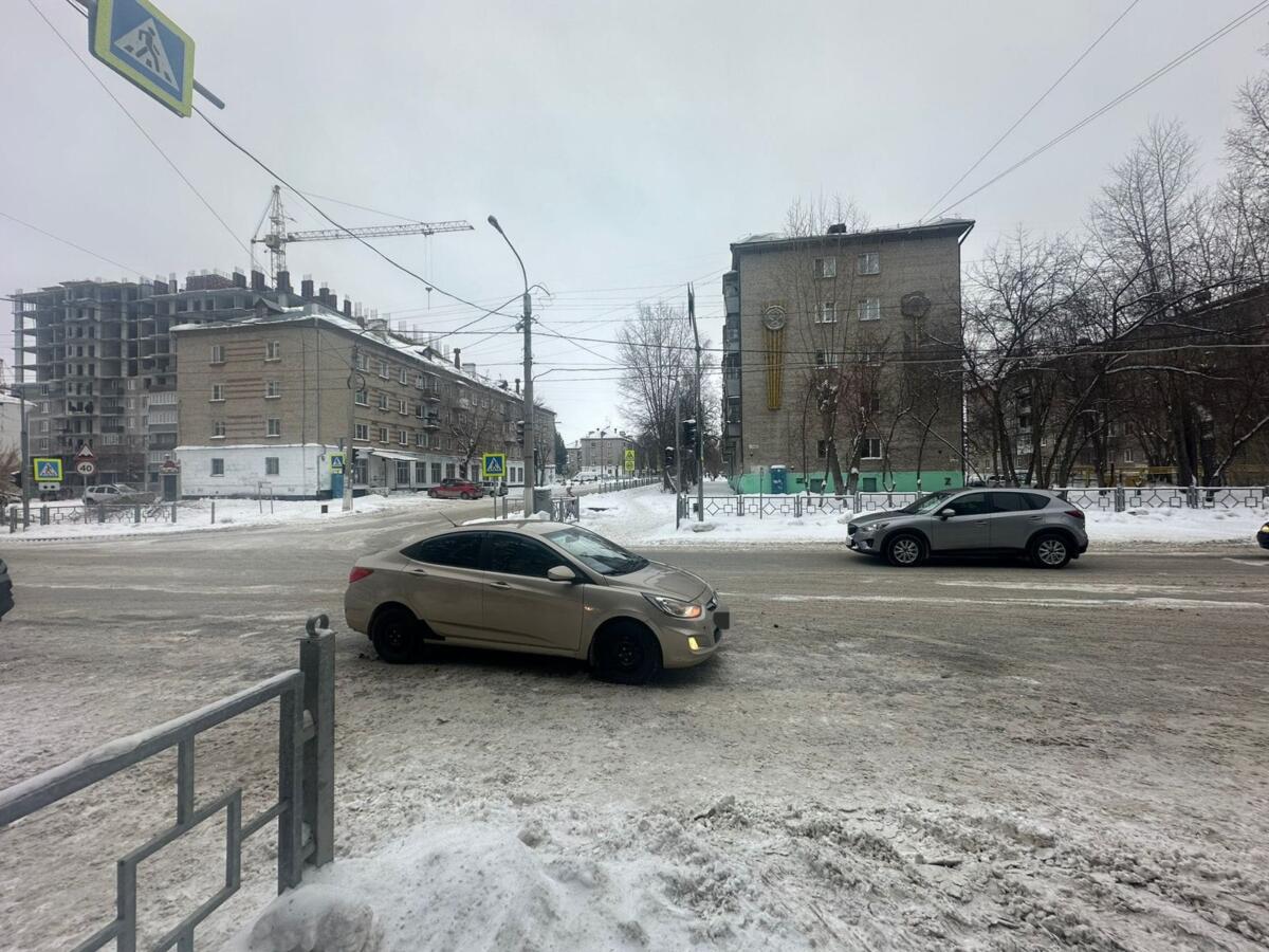 Женщину-пешехода сбил автомобиль на ул. Ленина в Бердске
