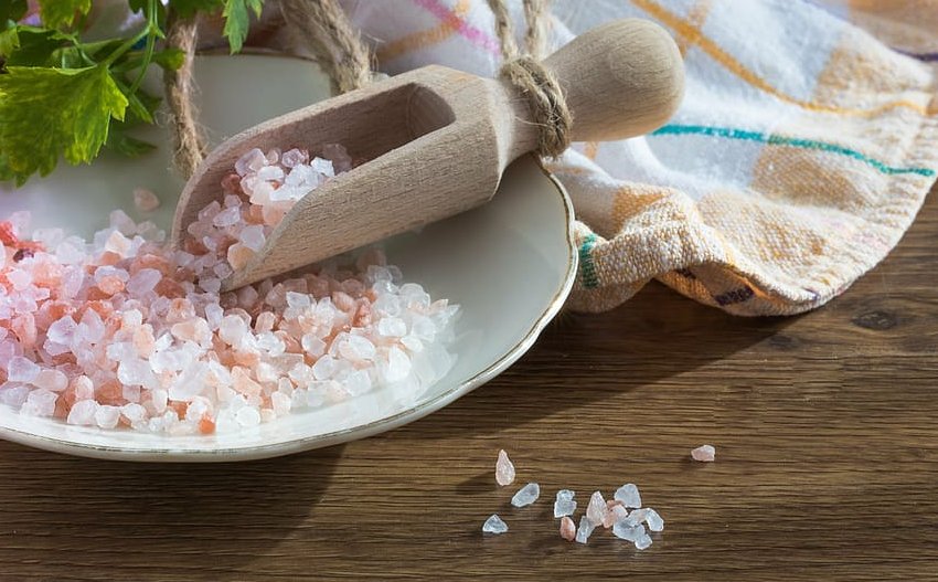 Как использовать соль для бани в парилке и для чего она?