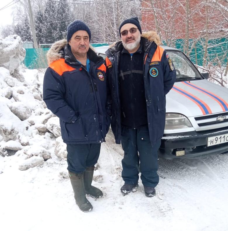 Выезд на лёд у санатория «Рассвет» в Бердске завалили снегом