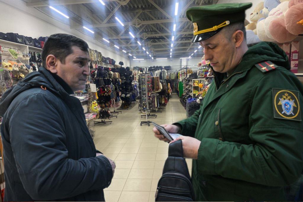 Мигрантов-уклонистов выявили в ТЦ Новосибирска