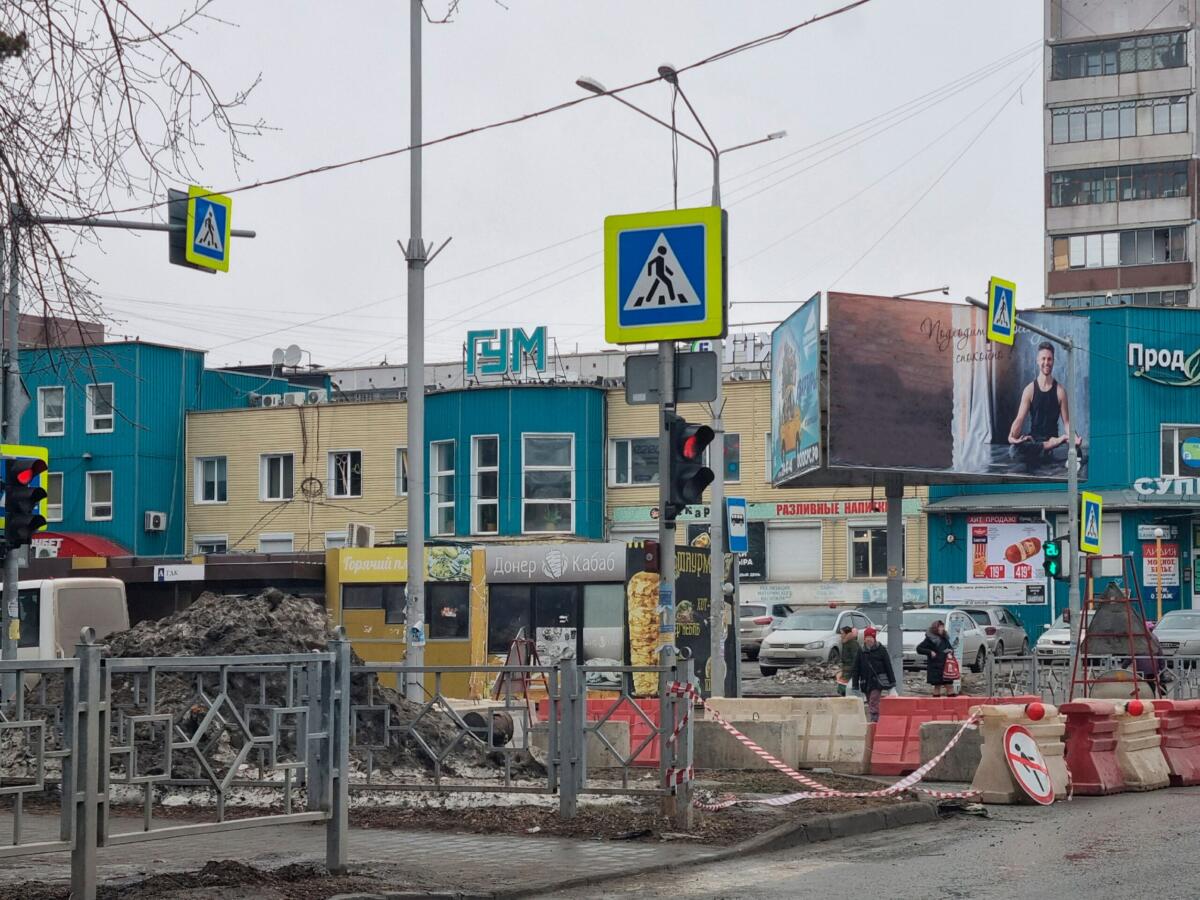 Перекрыли улицу Ленина от Первомайской до Лелюха – начинают ремонт провала на коллекторе