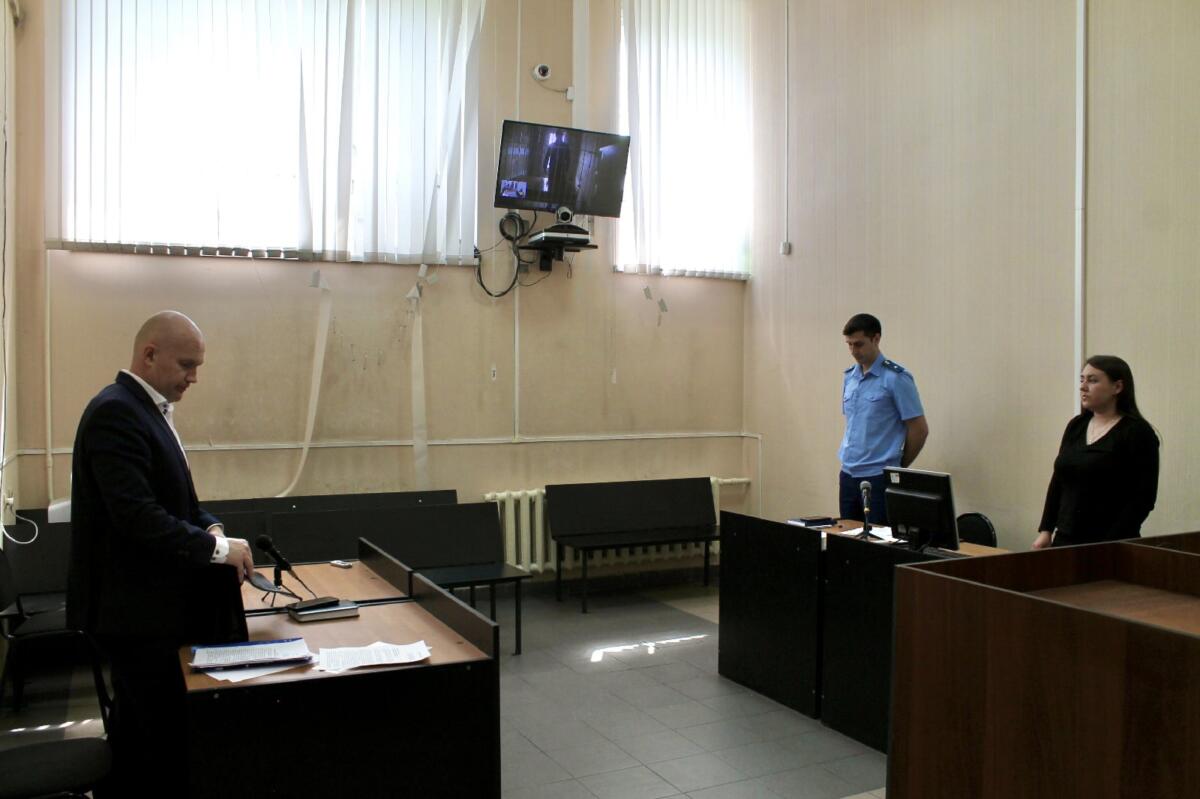 Суд рассмотрел прошение о переводе вице-мэра Краснообска Евгения Коржова под домашний арест