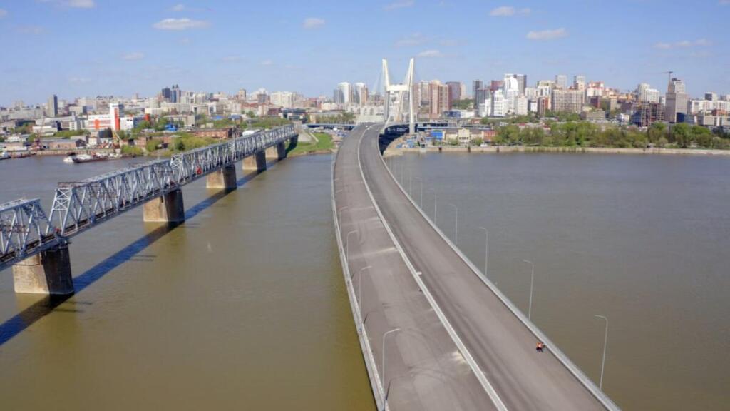Мост должны завершить в 2025 году