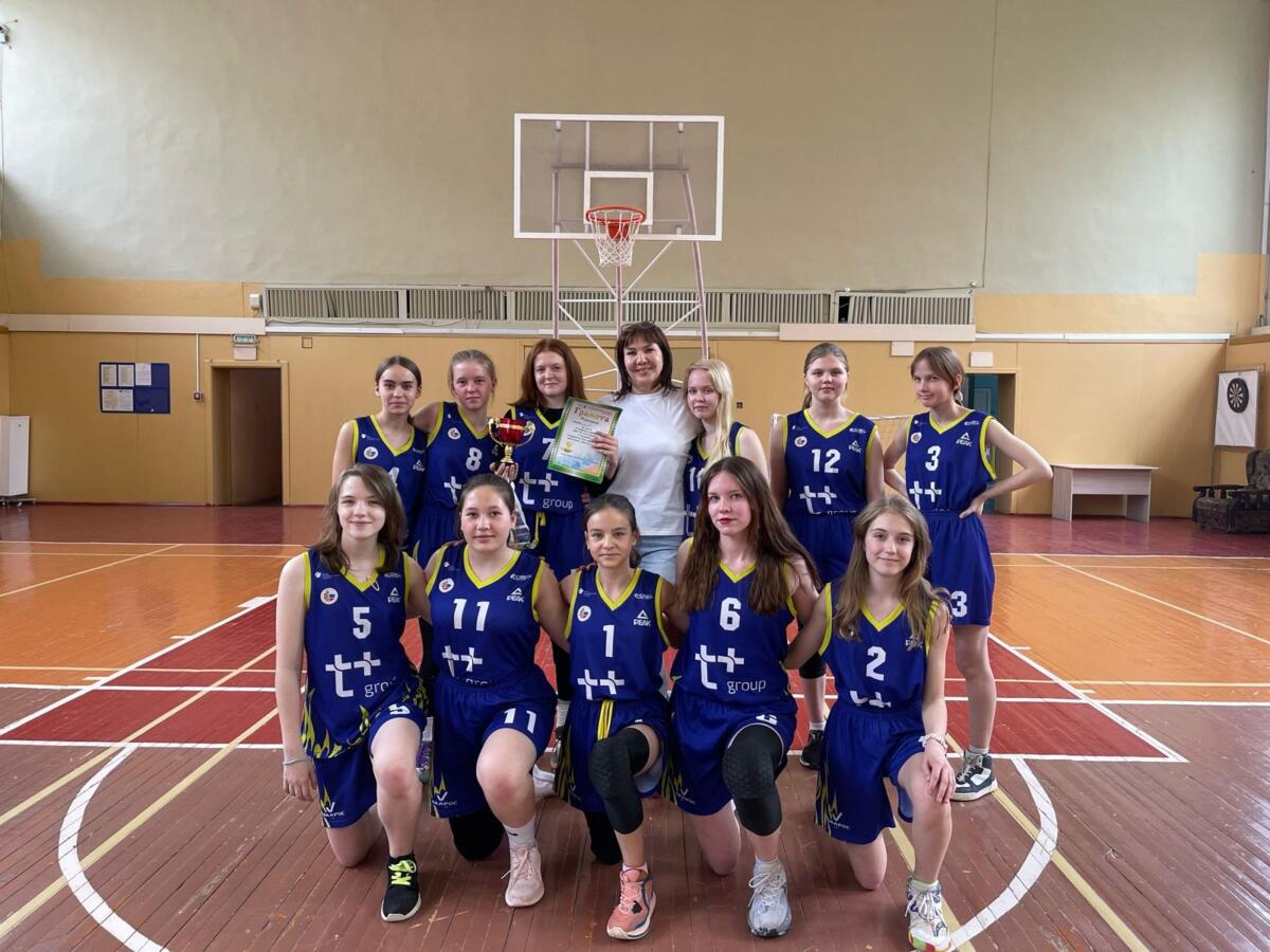 Бердчане победили в турнире по баскетболу среди девочек
