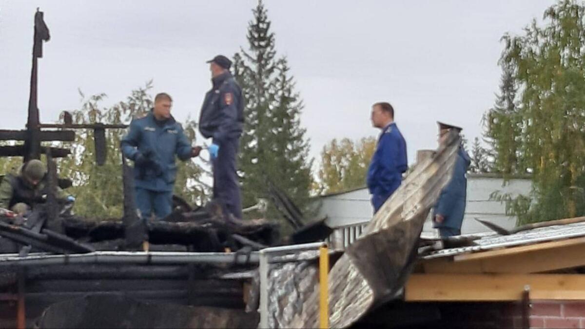 Возбуждено уголовное дело о гибели ребенка из многодетной семьи на пожаре в Бердске